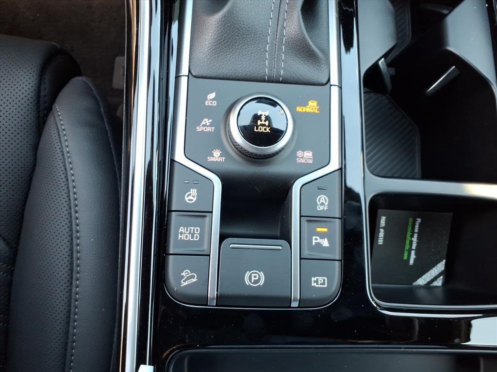 new 2025 Kia Sorento car, priced at $46,699