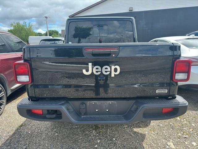 used 2023 Jeep Gladiator car, priced at $32,946