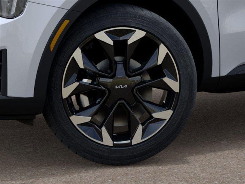 new 2026 Kia Sorento car, priced at $40,504