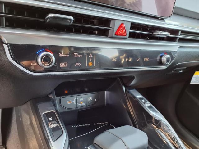 new 2025 Kia Sorento car, priced at $41,391