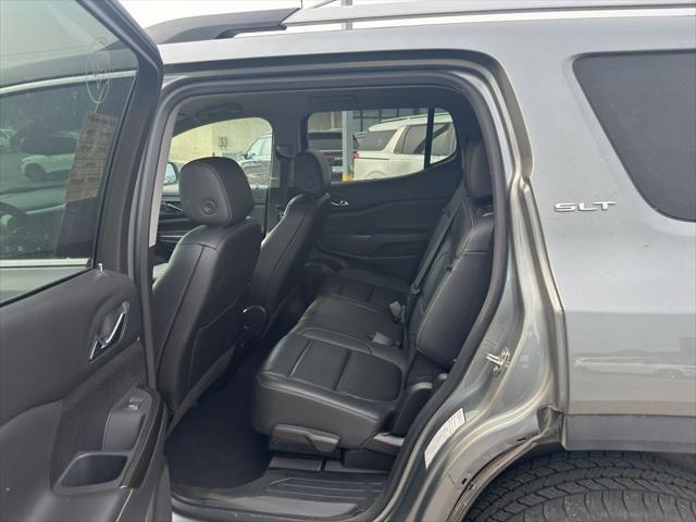 used 2023 GMC Acadia car, priced at $25,946