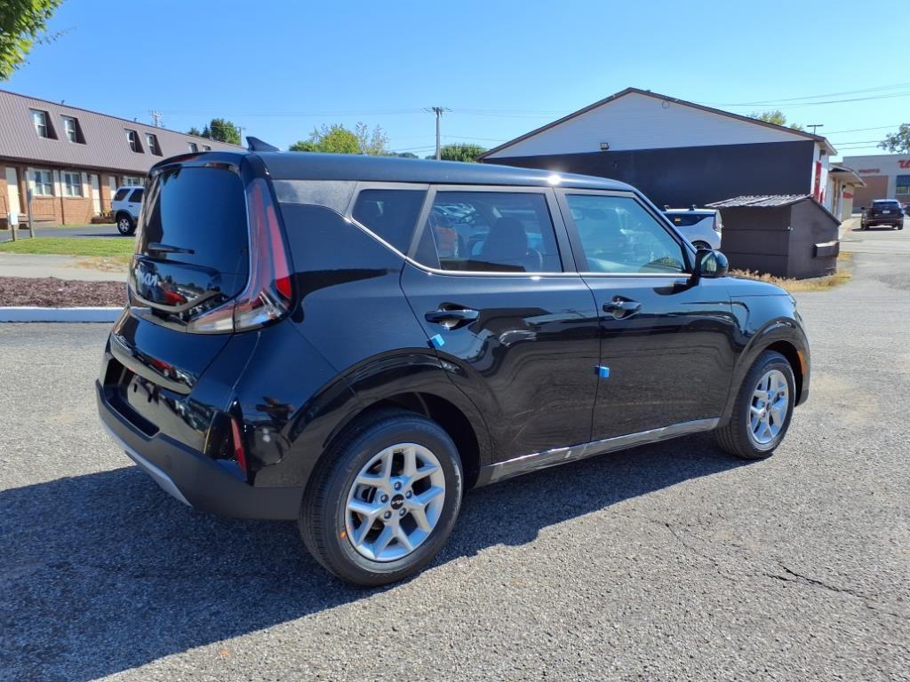 new 2025 Kia Soul car, priced at $24,066