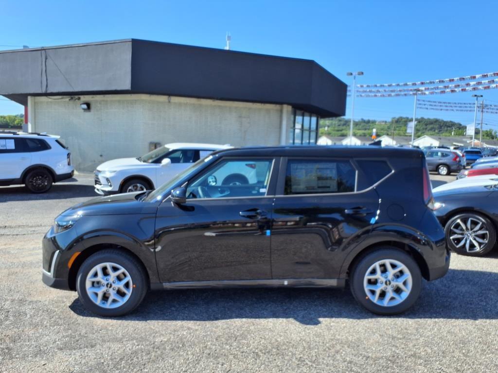new 2025 Kia Soul car, priced at $24,066