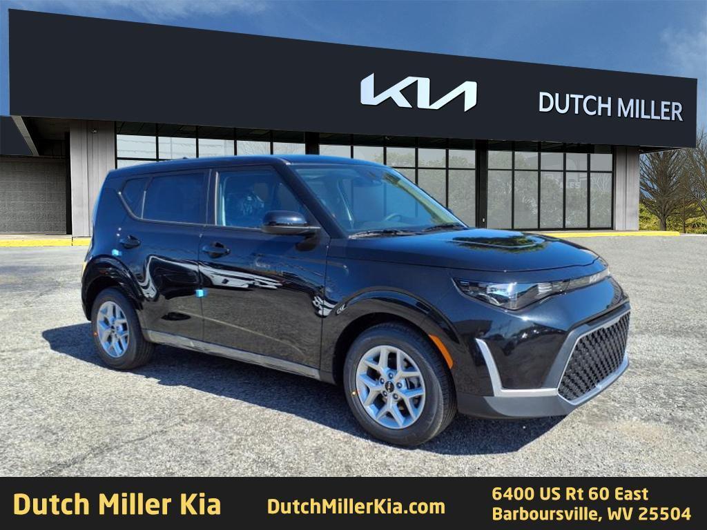 new 2025 Kia Soul car, priced at $24,066
