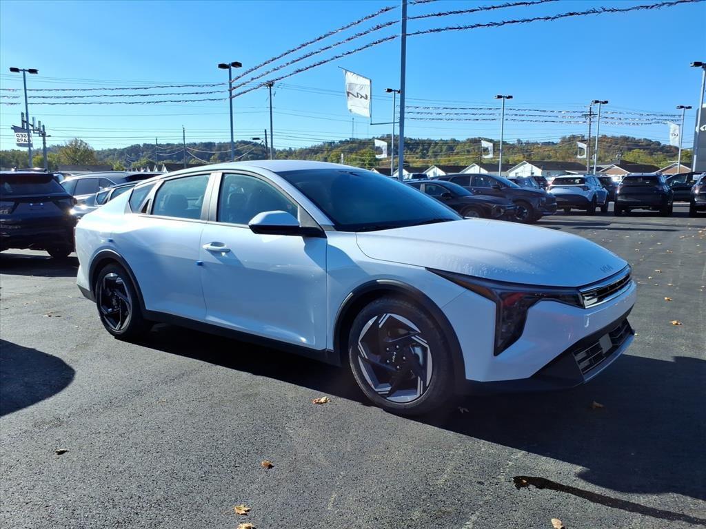 new 2025 Kia K4 car, priced at $25,207