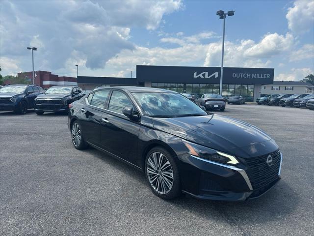 used 2023 Nissan Altima car, priced at $21,989