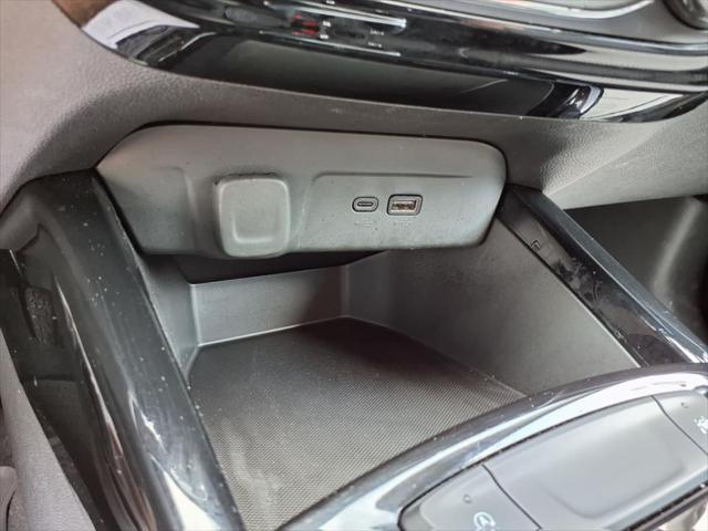 used 2024 Chevrolet Trax car, priced at $23,747