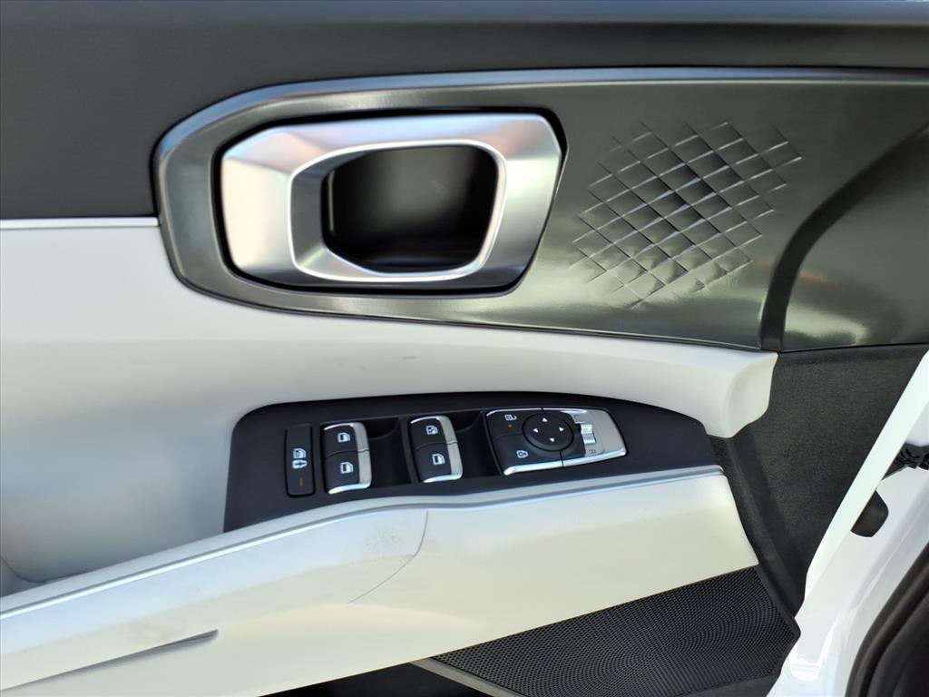 new 2026 Kia Sorento car, priced at $40,869