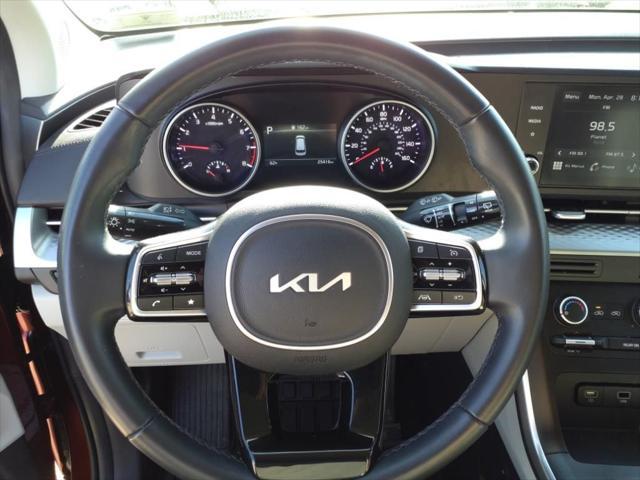 used 2023 Kia Carnival car, priced at $32,570