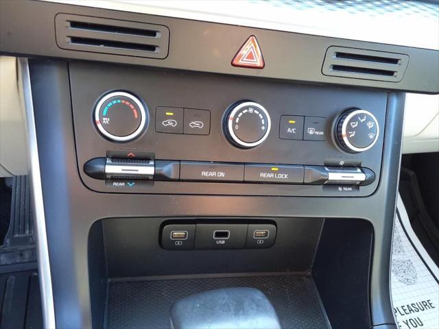 used 2023 Kia Carnival car, priced at $32,570