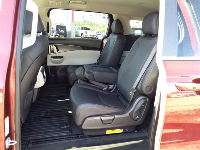 used 2023 Kia Carnival car, priced at $32,570