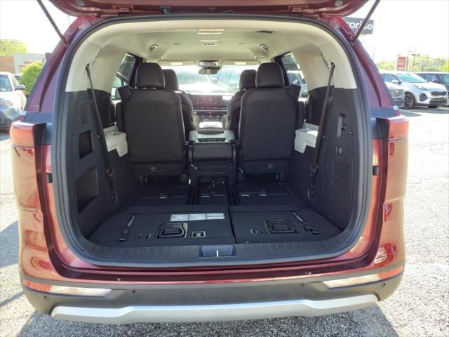 used 2023 Kia Carnival car, priced at $32,570