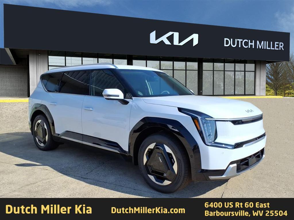 new 2026 Kia EV9 car, priced at $70,261