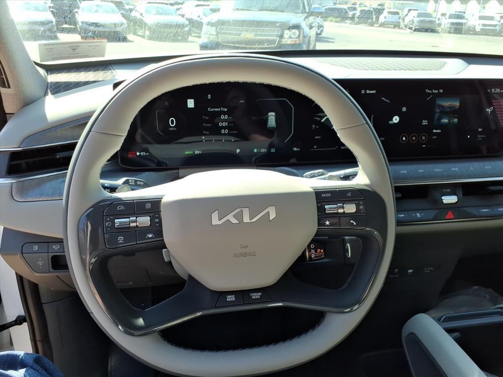 new 2026 Kia EV9 car, priced at $70,261
