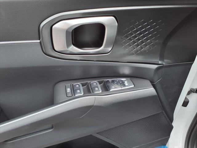 new 2025 Kia Sorento car, priced at $37,709