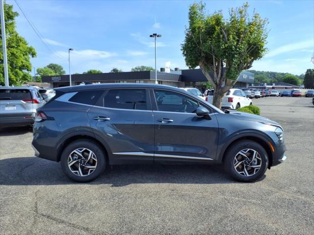 new 2025 Kia Sportage car, priced at $30,225
