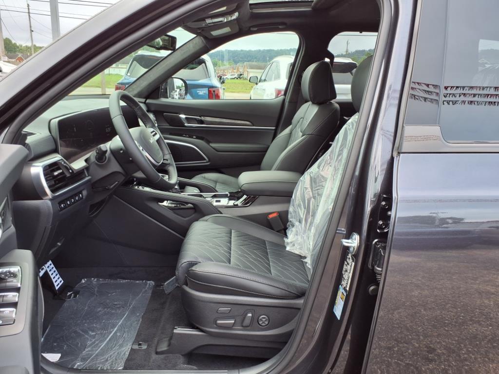 new 2025 Kia Telluride car, priced at $52,617