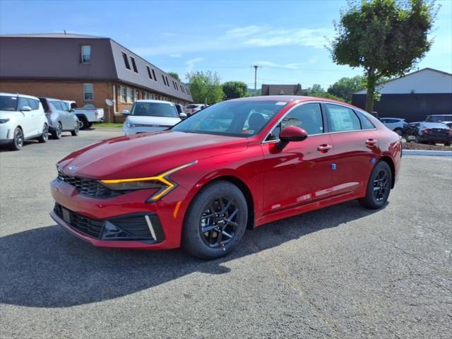 new 2025 Kia K5 car, priced at $28,168