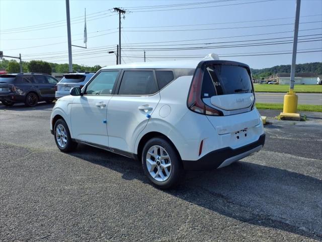 new 2025 Kia Soul car, priced at $22,199