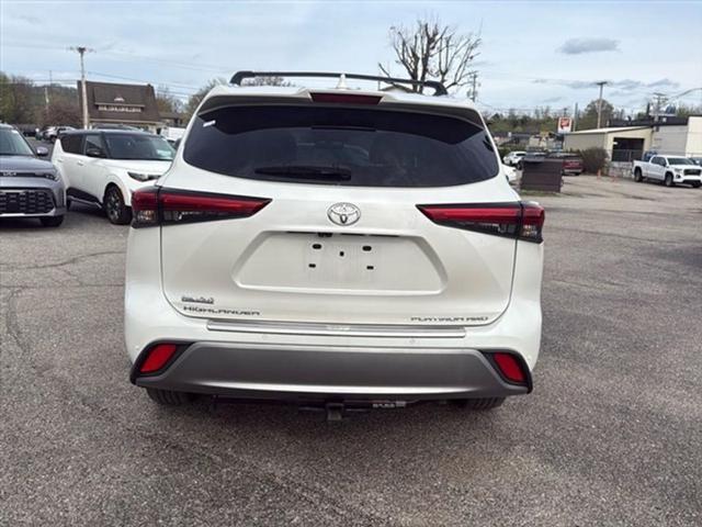 used 2021 Toyota Highlander car, priced at $38,991