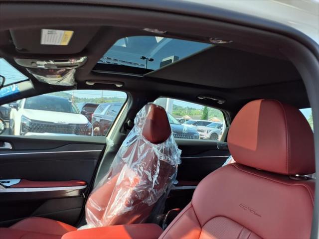new 2025 Kia K5 car, priced at $31,294