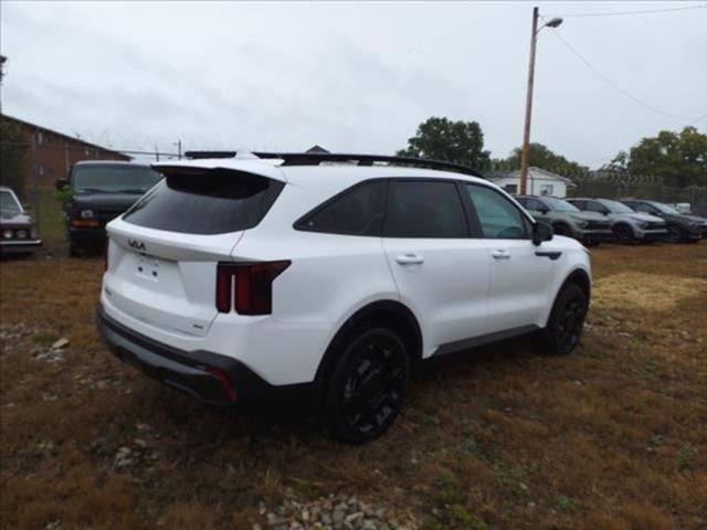 new 2025 Kia Sorento car, priced at $43,600