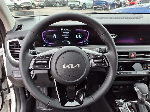 new 2025 Kia Seltos car, priced at $28,014