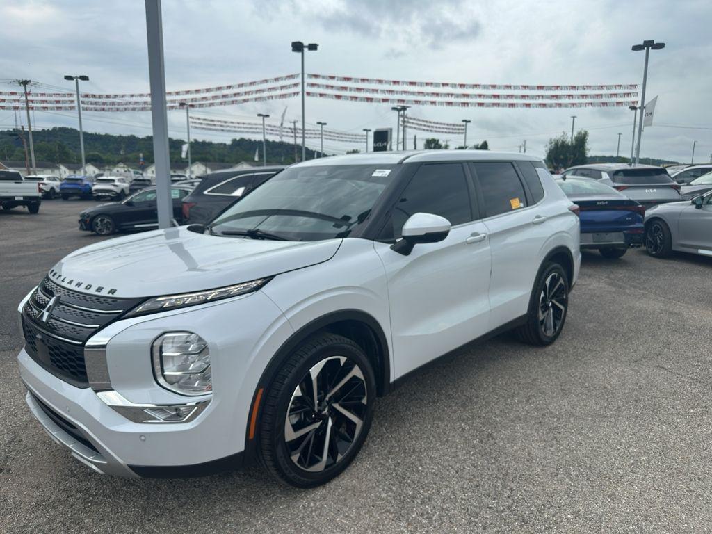 used 2022 Mitsubishi Outlander car, priced at $15,998
