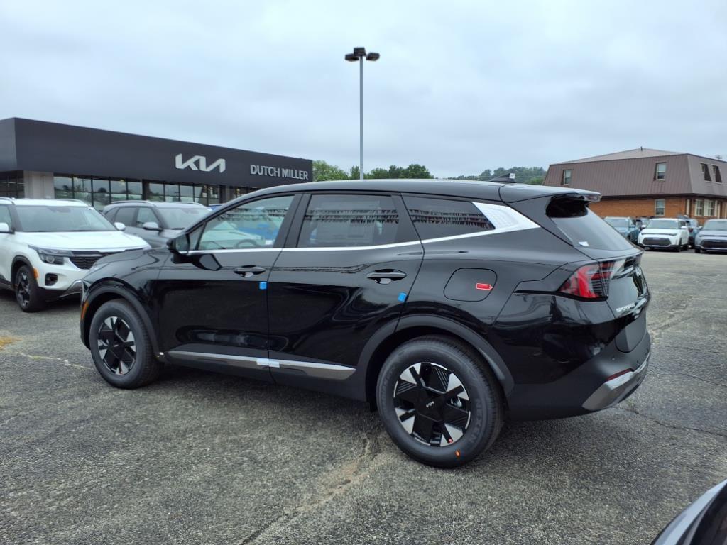 new 2026 Kia Sportage Hybrid car, priced at $31,131