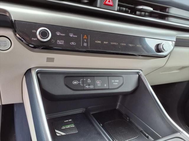 new 2026 Kia Carnival Hybrid car, priced at $53,612