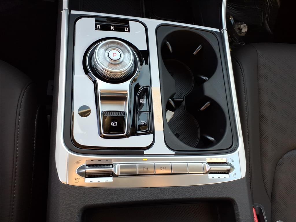 new 2026 Kia Carnival Hybrid car, priced at $49,853