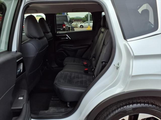 used 2024 Mitsubishi Outlander car, priced at $31,349