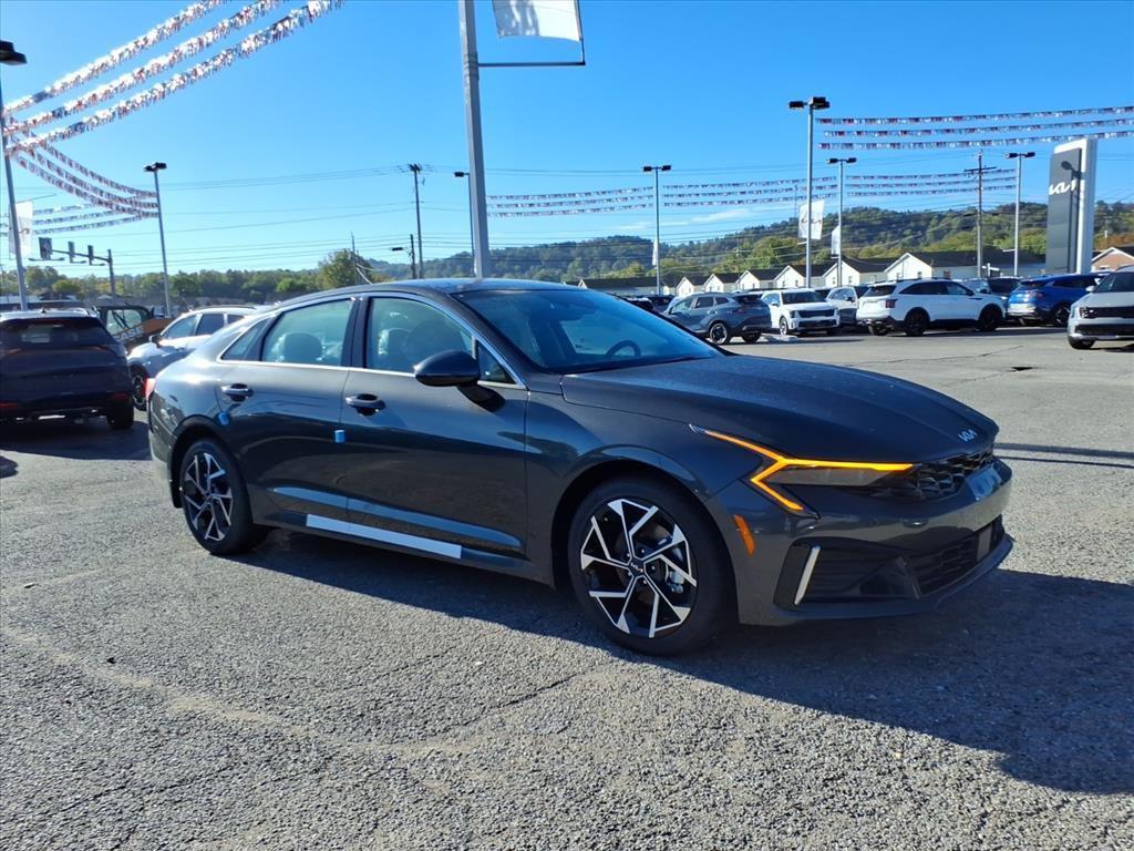 new 2026 Kia K5 car, priced at $35,513
