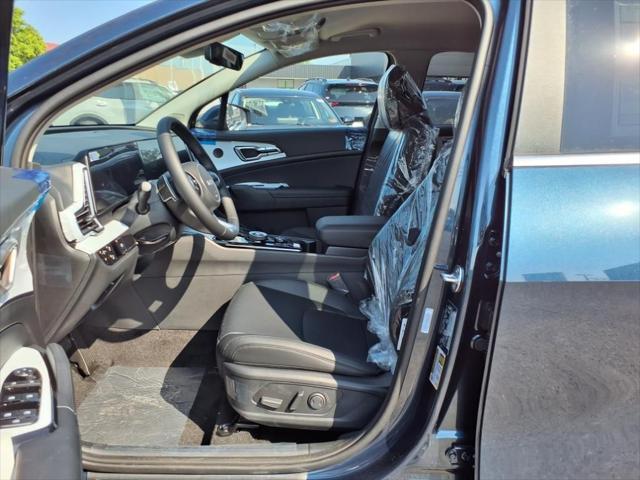 new 2025 Kia Sportage Hybrid car, priced at $33,678
