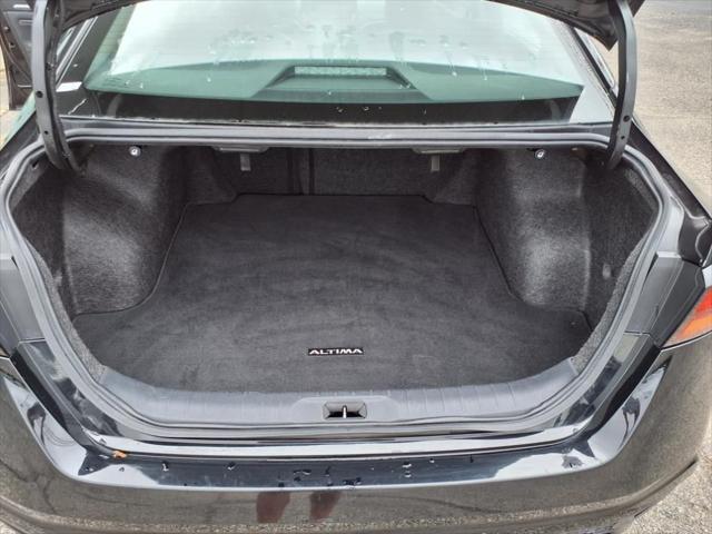 used 2015 Nissan Altima car, priced at $9,678