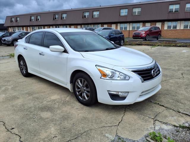 used 2015 Nissan Altima car, priced at $9,678