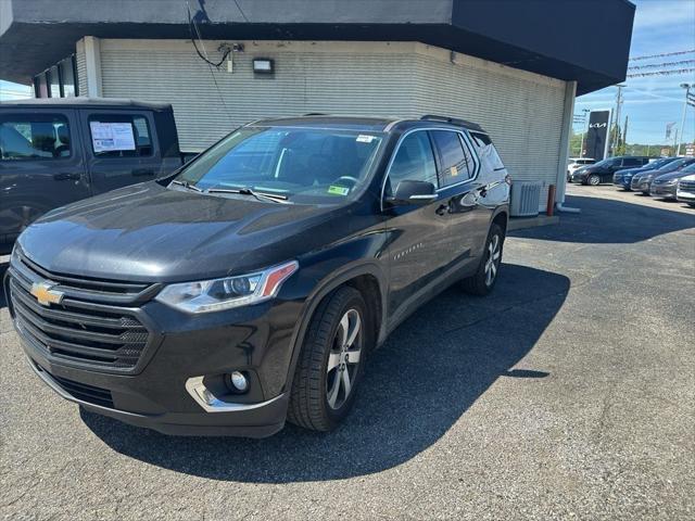 used 2020 Chevrolet Traverse car, priced at $21,272
