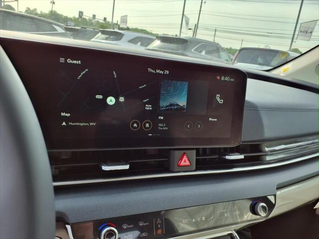 new 2025 Kia Carnival car, priced at $42,197