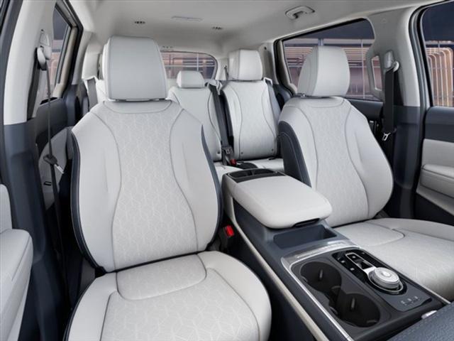 new 2026 Kia Carnival Hybrid car, priced at $45,385