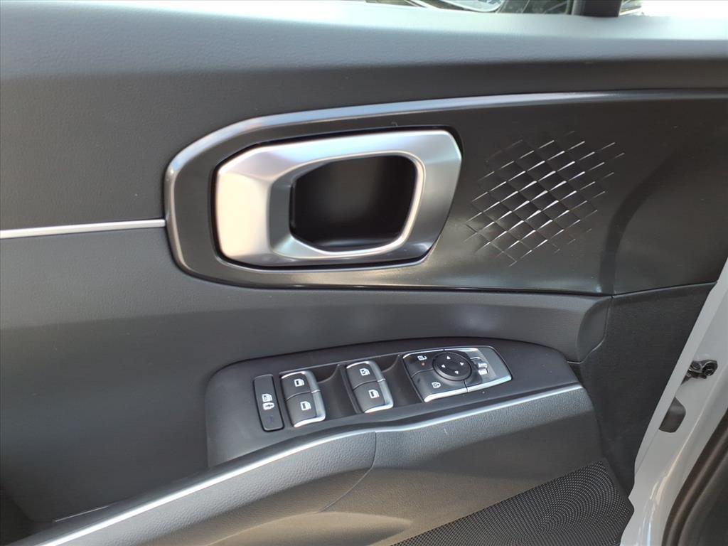 new 2026 Kia Sorento car, priced at $40,869