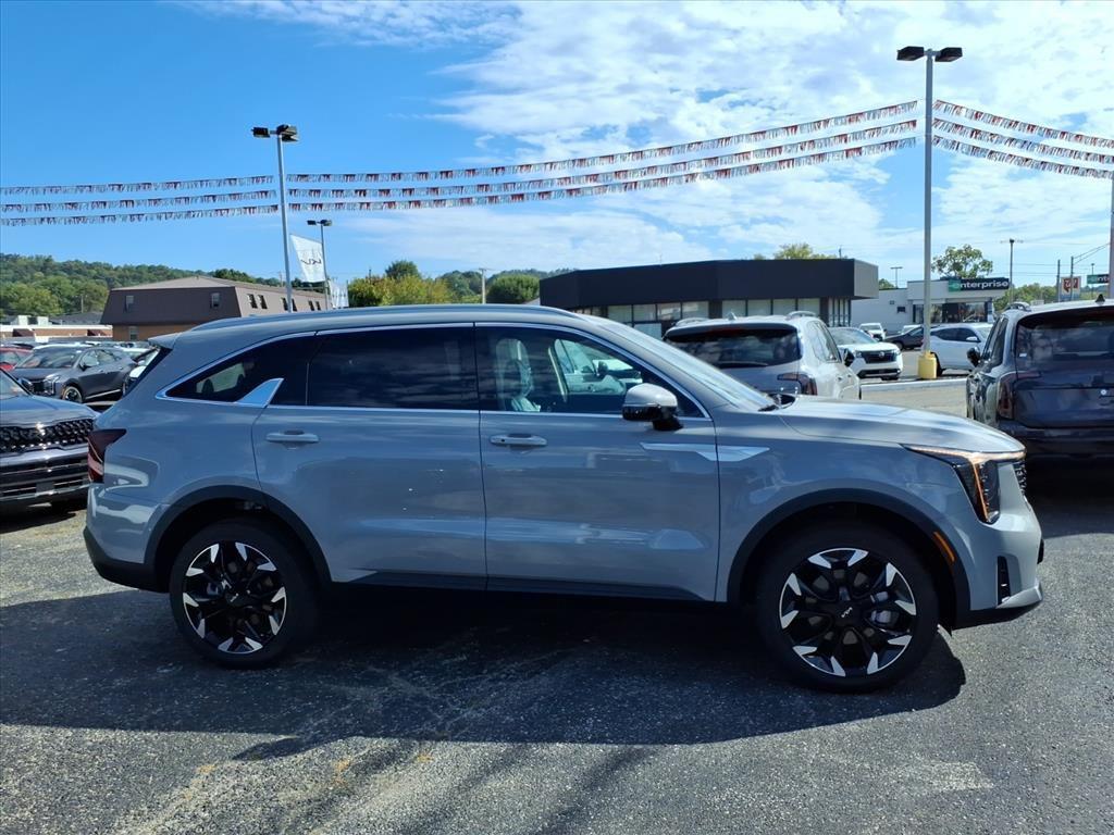 new 2026 Kia Sorento car, priced at $40,869