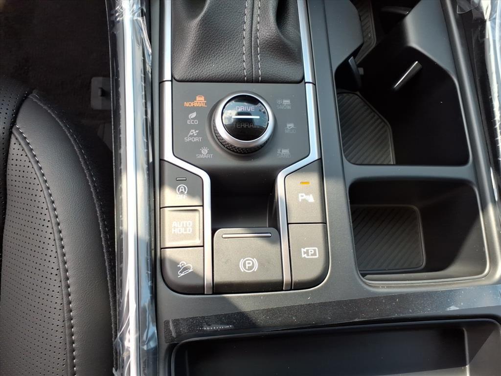 new 2026 Kia Sorento car, priced at $40,869