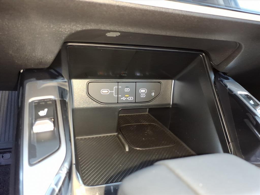 new 2026 Kia Sorento car, priced at $39,242