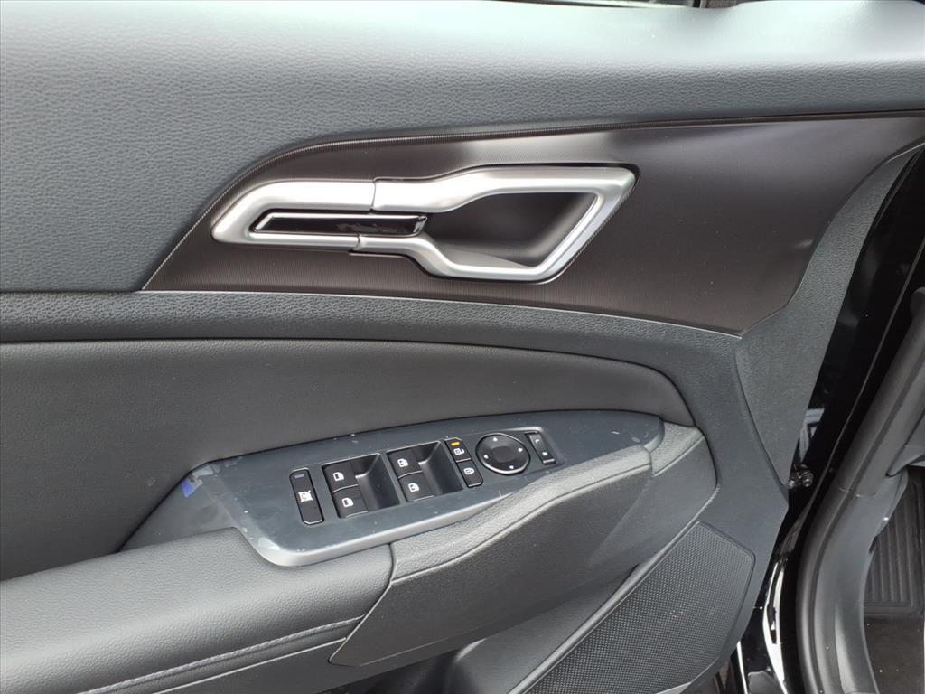 new 2026 Kia Sportage car, priced at $34,078