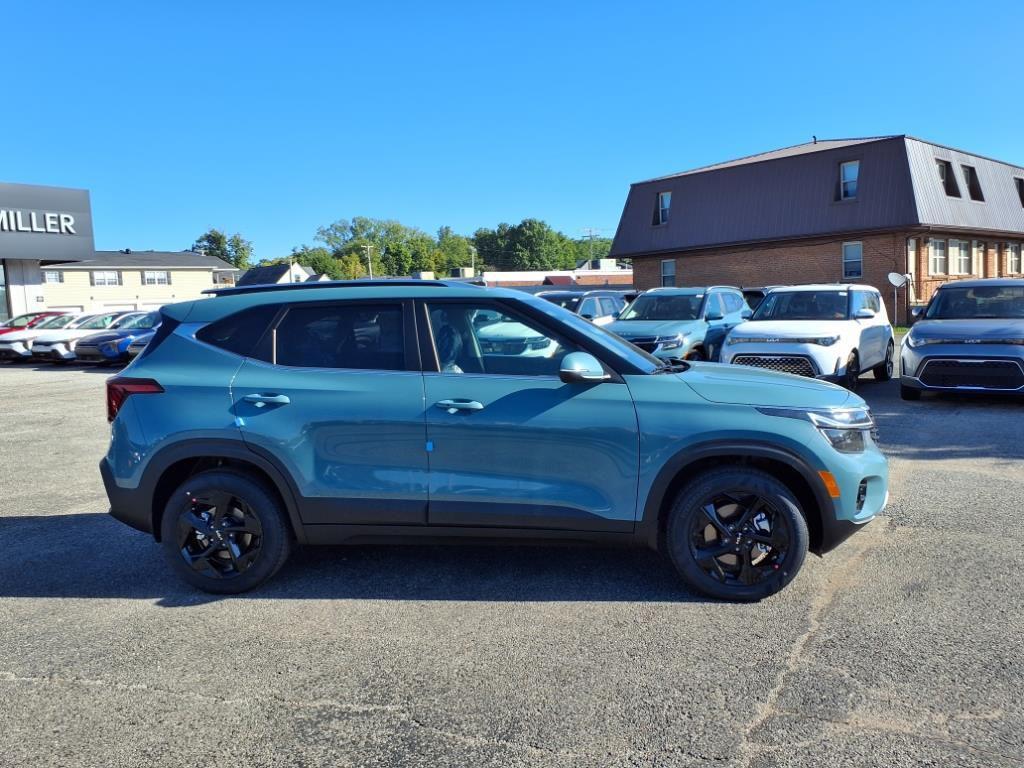 new 2026 Kia Seltos car, priced at $30,523