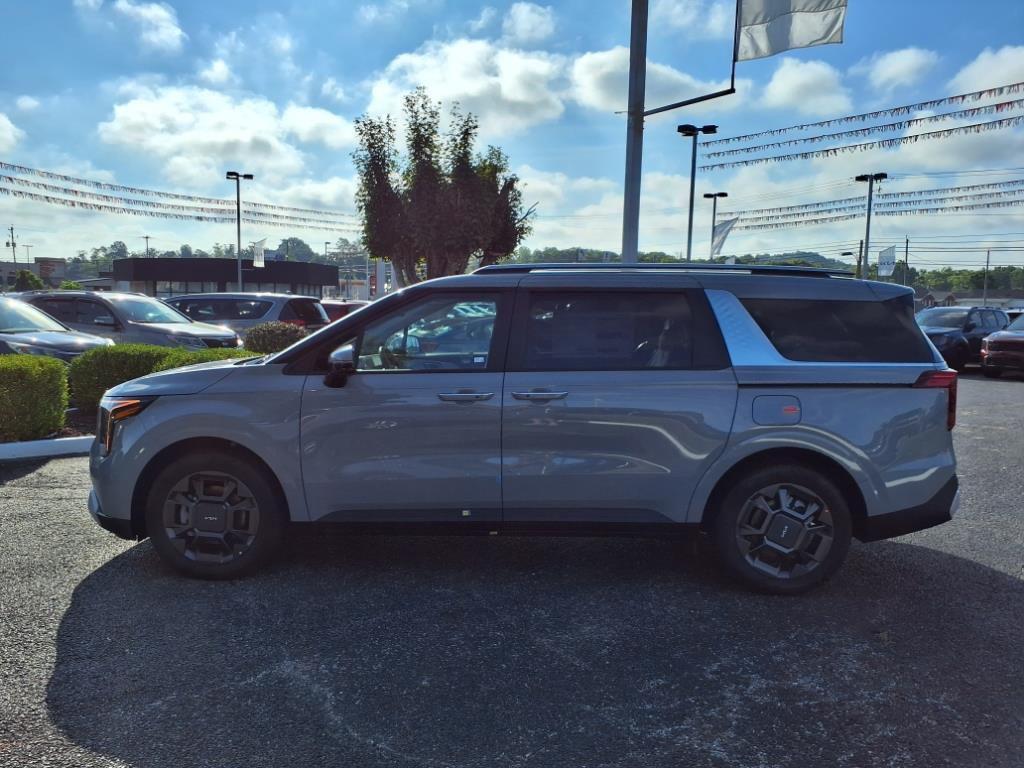 new 2026 Kia Carnival Hybrid car, priced at $44,589