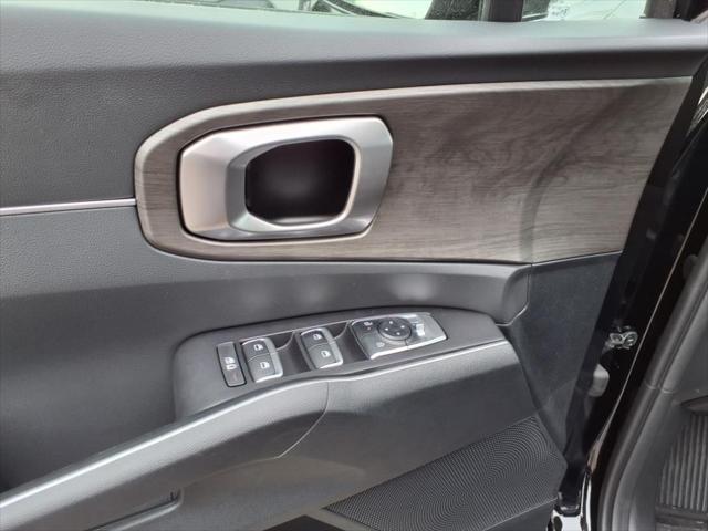 new 2025 Kia Sorento car, priced at $42,296