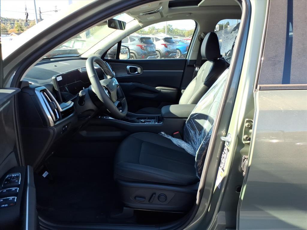 new 2026 Kia Sorento car, priced at $42,761
