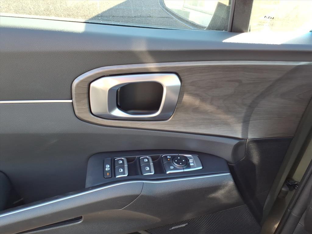 new 2026 Kia Sorento car, priced at $42,761