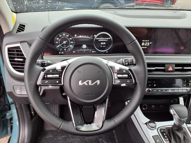 new 2025 Kia Seltos car, priced at $30,162